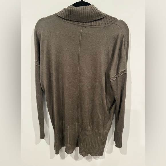 Cupio Womens Sweater Size M Olive Green-gray Cowl Neck Knit Hi-lo butter soft - Picture 7 of 8